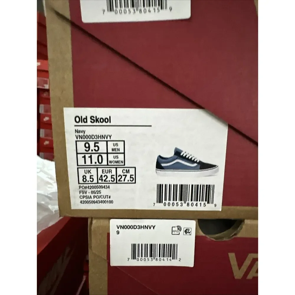 New Men's Size 9.5 Vans Old Skool Navy Blue Skate Shoes VN000D3HNVY